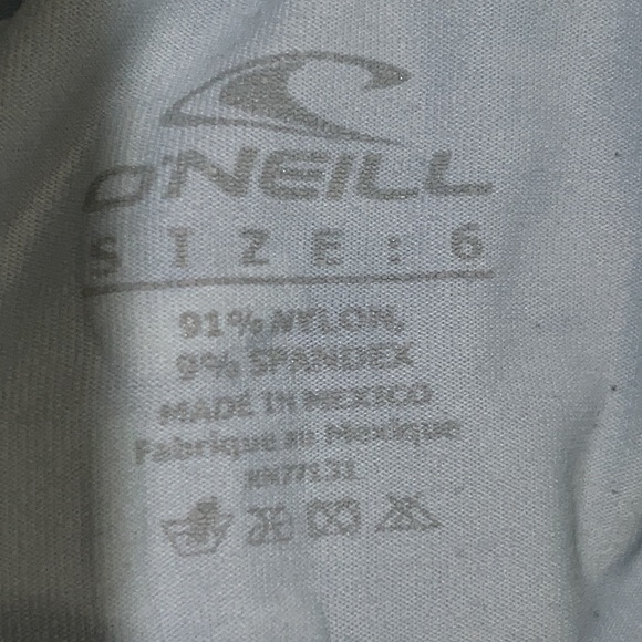 Authentic O’Neill little boys one piece lightweight rash guard swimsuit Sz 6 - Picture 6 of 6